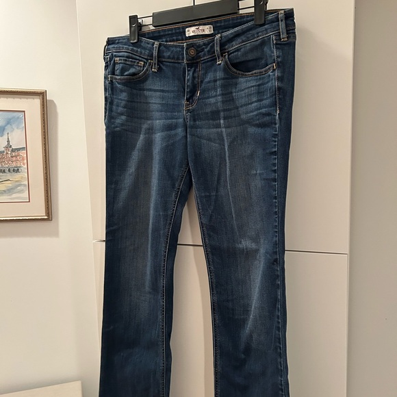 Hollister Dark Boot Cut Jeans Size 9R - Picture 2 of 8